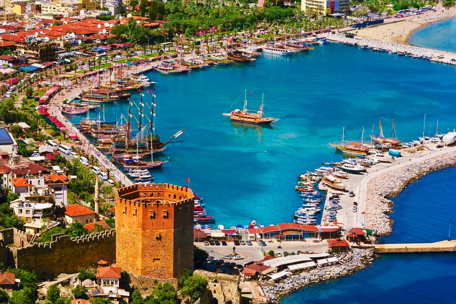 Kaloni një ditë të mrekullueshme në Alanya