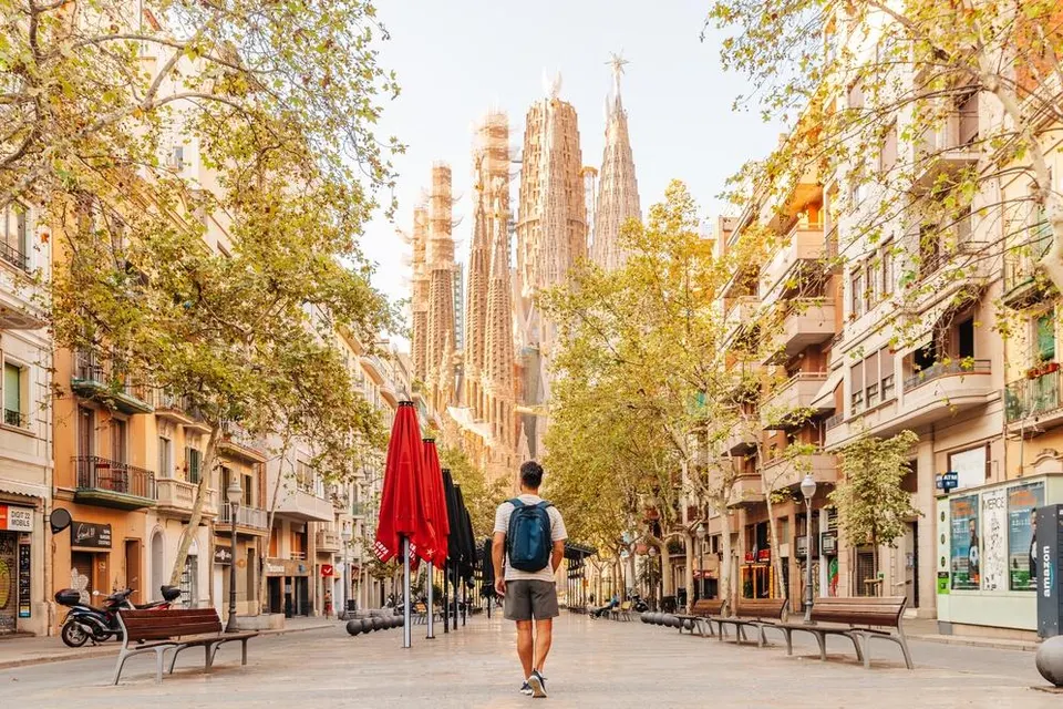 Lire e mirë 3 ditë me Turismo Travel në Barcelonë