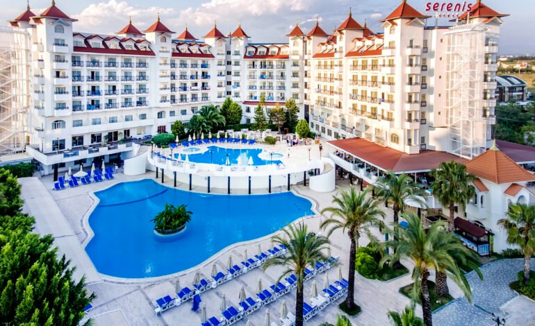 Serenis Hotel